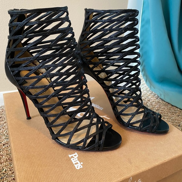 Authentic Louboutins. - Picture 2 of 7